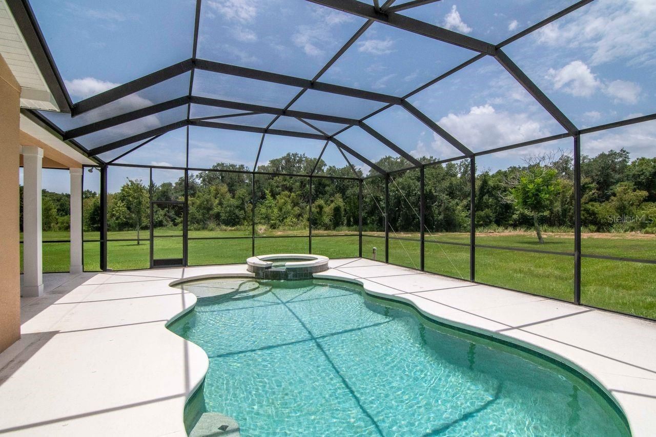 8703 Alafia Hills Drive , Plant City, FL 33567 Photo