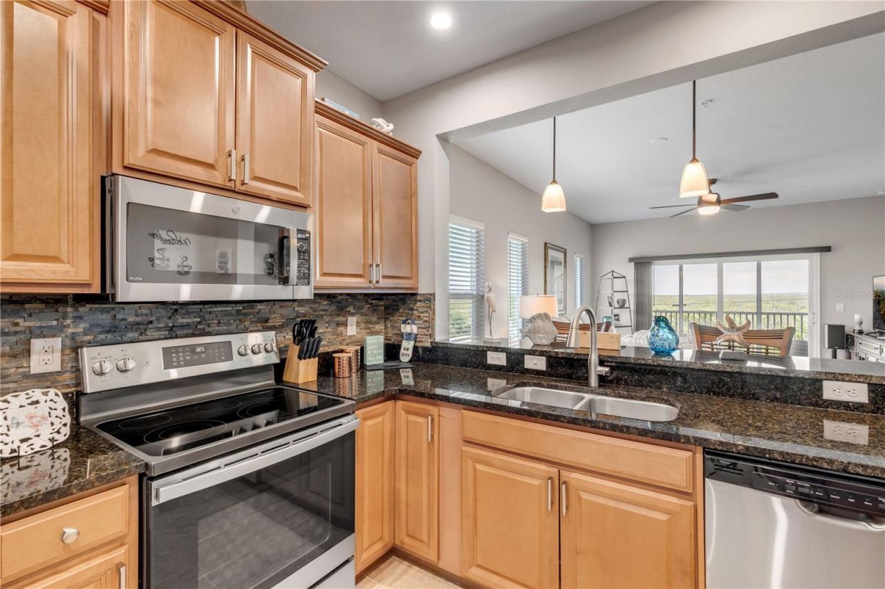 468 Bouchelle Drive, Unit 325, New Smyrna Beach, FL 32169 Photo