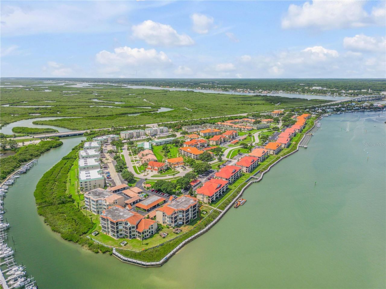 468 Bouchelle Drive, Unit 325, New Smyrna Beach, FL 32169 Photo