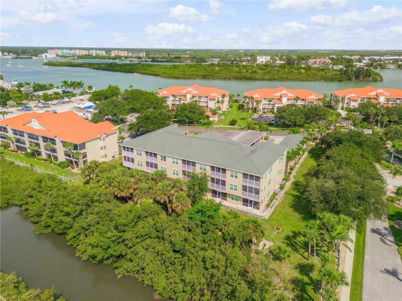 468 Bouchelle Drive, Unit 325, New Smyrna Beach, FL 32169 Photo