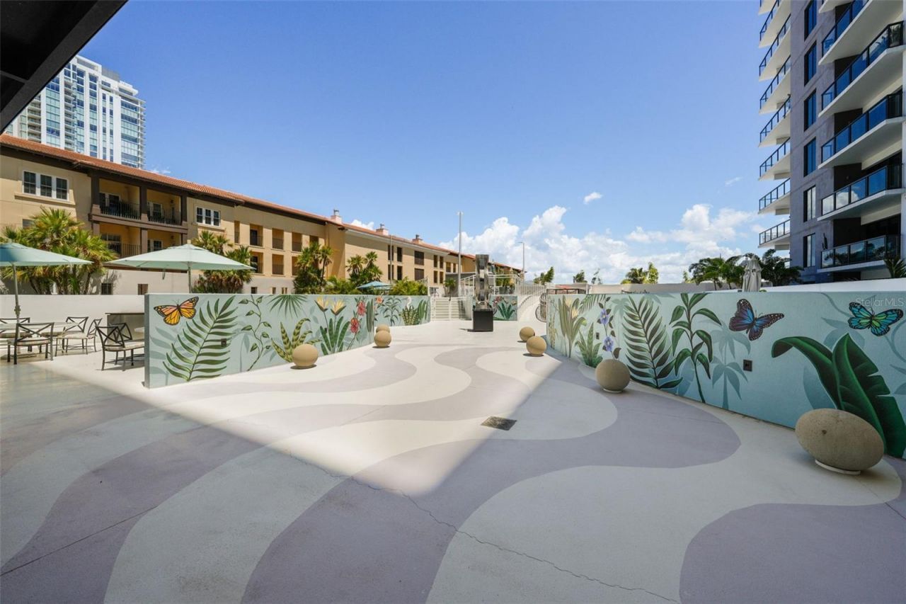 199 Dali Boulevard, Unit 1001, Saint Petersburg, FL 33701 Photo