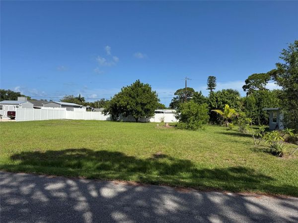 CUMBERLAND ROAD , VENICE, FL 34293