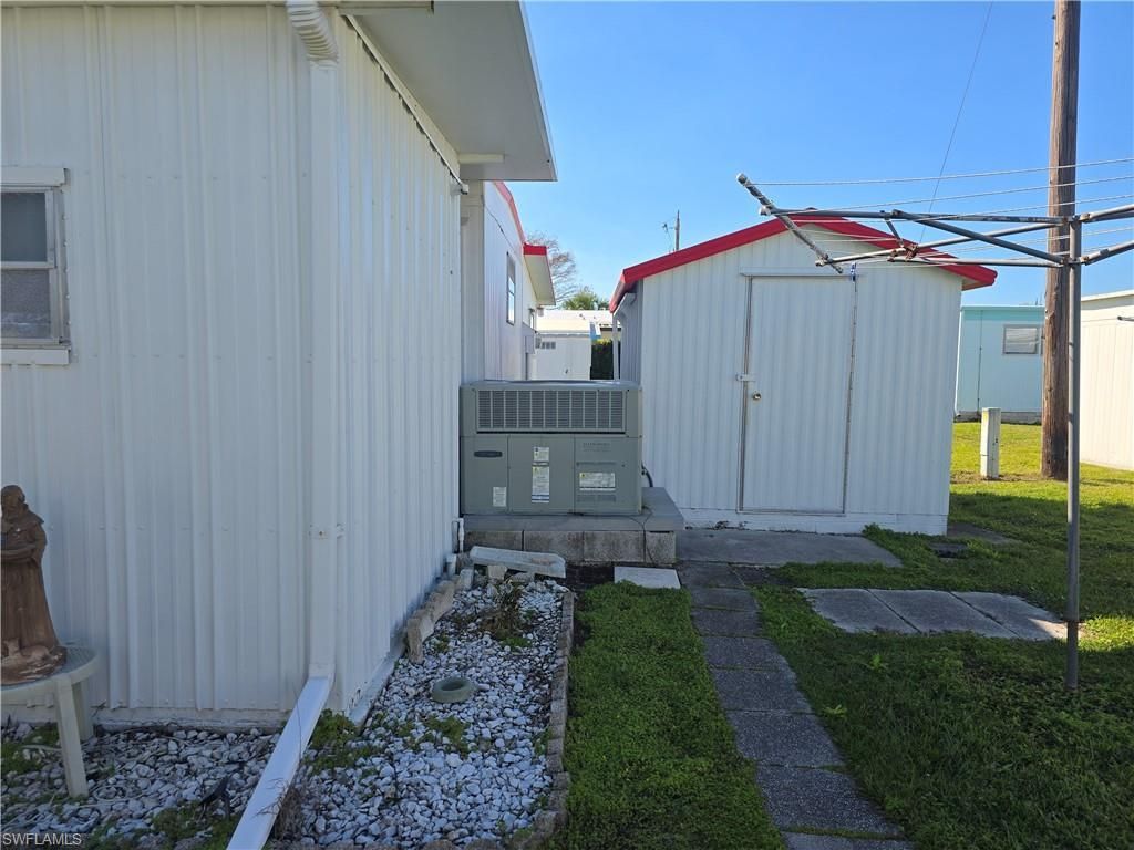 19 Moorhead Mnr, Naples, FL 34112 Photo