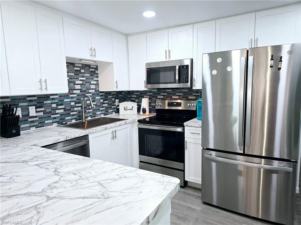 19 Moorhead Mnr, Naples, FL 34112 Photo