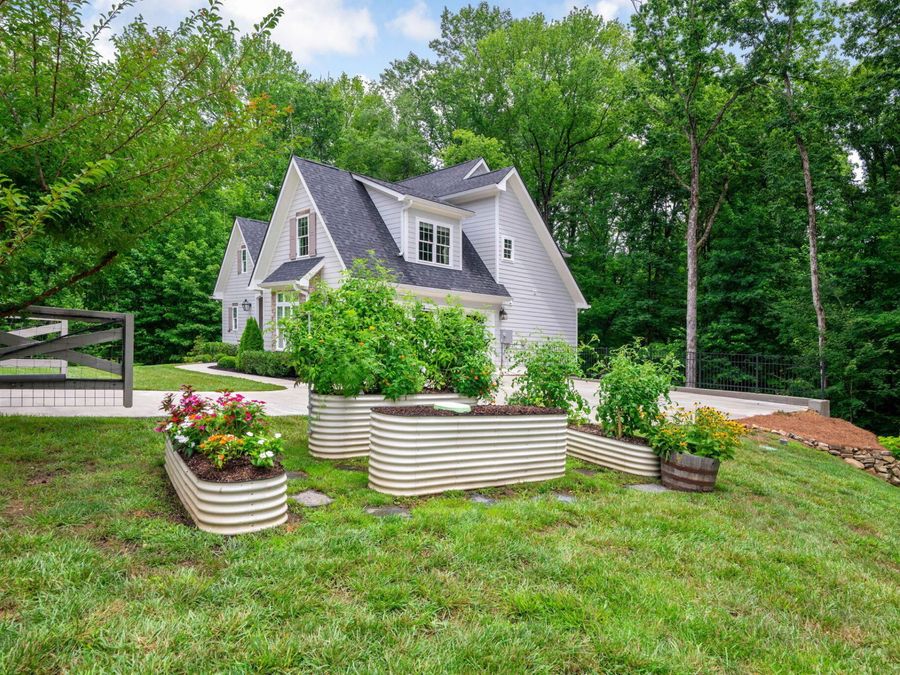 Property Image 36