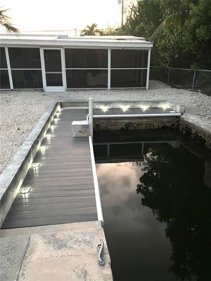 133 Indies Rd, Lower Keys, FL 33042 Photo