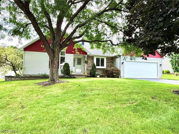 7673 Buchanan Drive, Youngstown, OH 44512