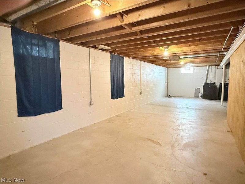 7673 Buchanan Drive, Youngstown, OH 44512 Photo 22