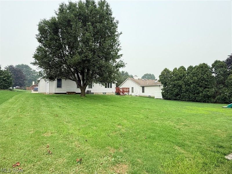 7673 Buchanan Drive, Youngstown, OH 44512 Photo 24