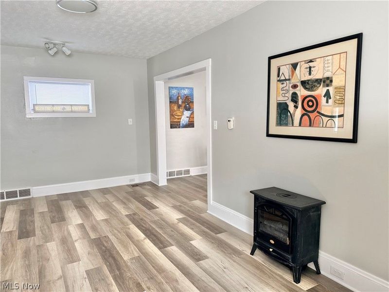 10914 Fidelity Avenue, Cleveland, OH 44111 Photo 34