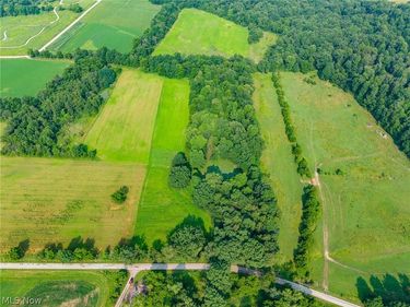 Stone Ave, Navarre, OH 44662