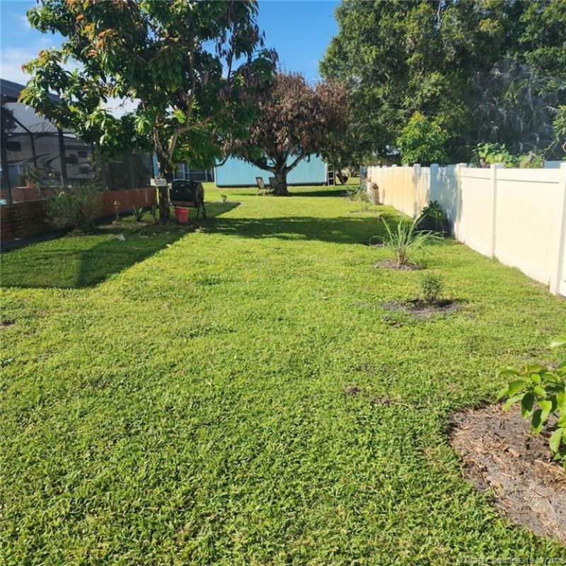 6101 Palmetto Drive , Fort Pierce, FL 34982 Photo
