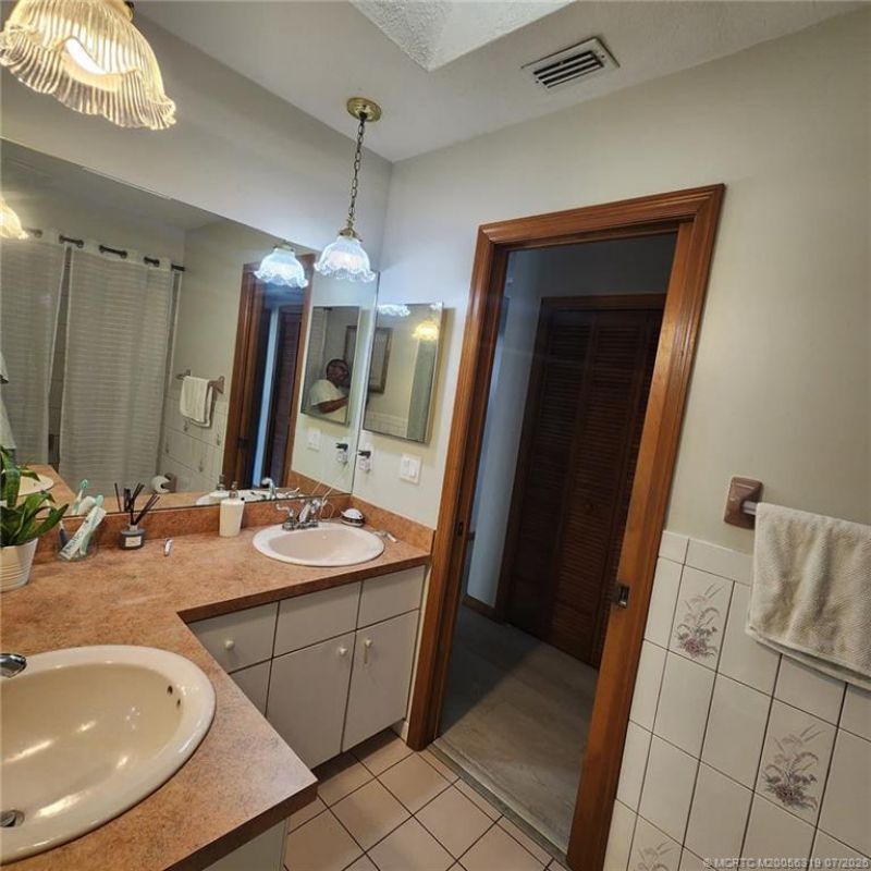 6101 Palmetto Drive , Fort Pierce, FL 34982 Photo
