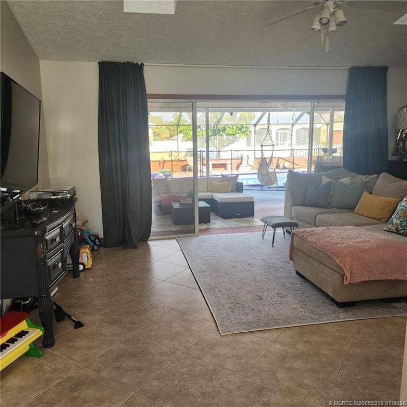 6101 Palmetto Drive , Fort Pierce, FL 34982 Photo