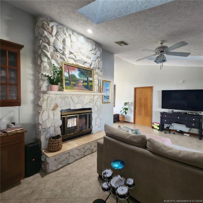 6101 Palmetto Drive , Fort Pierce, FL 34982 Photo