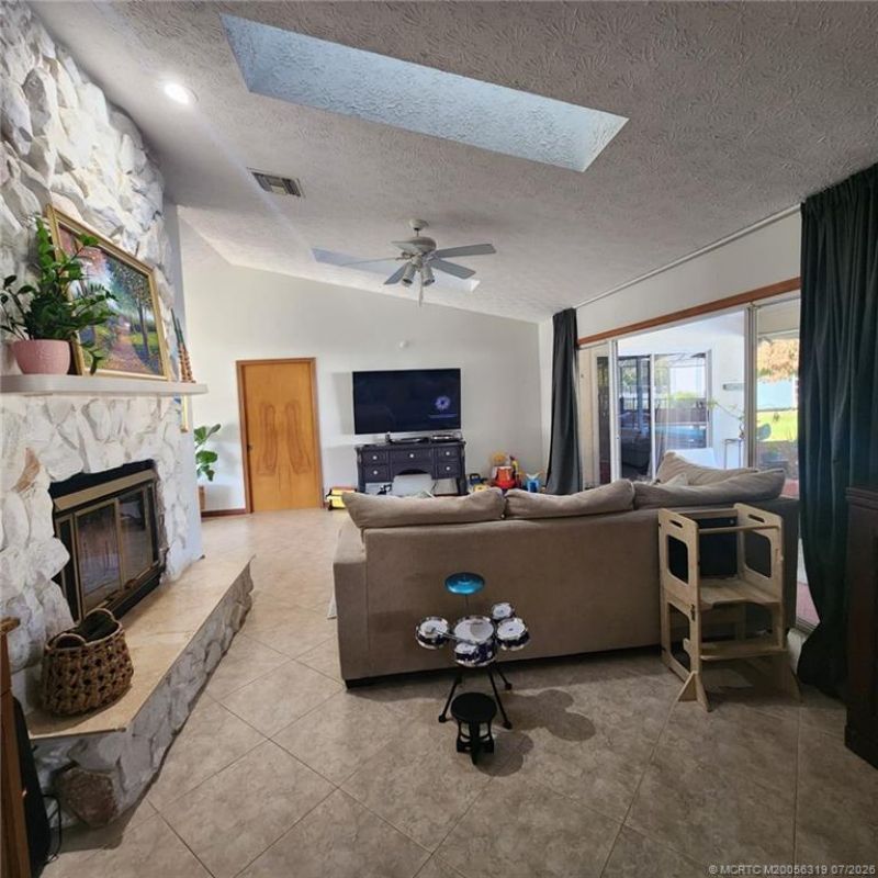 6101 Palmetto Drive , Fort Pierce, FL 34982 Photo