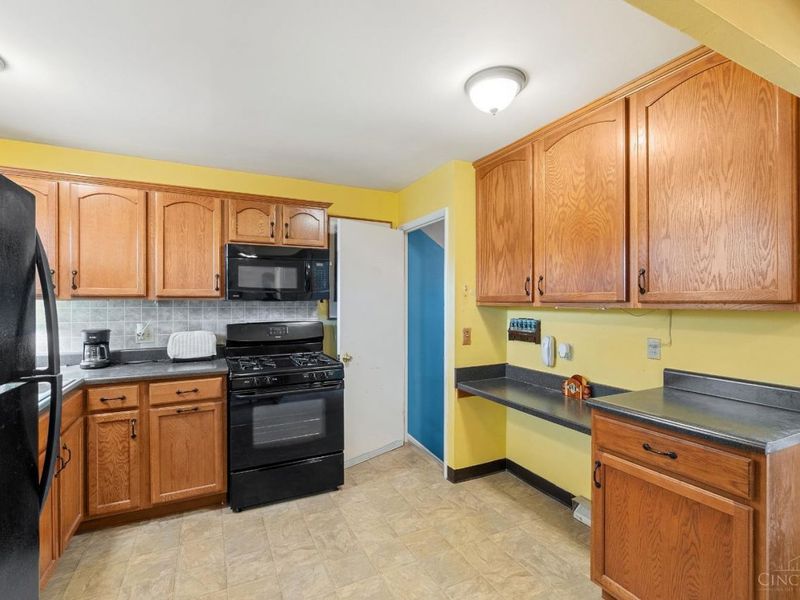 4801 Narcissus Court, Cincinnati, OH 45238 Photo 13