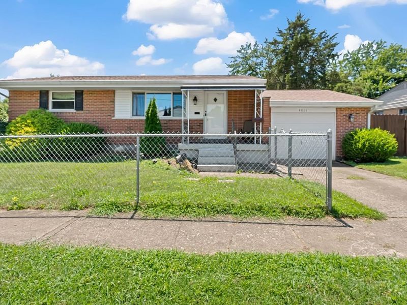 4801 Narcissus Court, Cincinnati, OH 45238 Photo 2