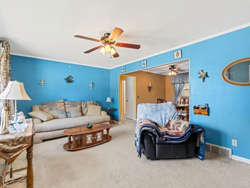 4801 Narcissus Court, Cincinnati, OH 45238 Photo 6