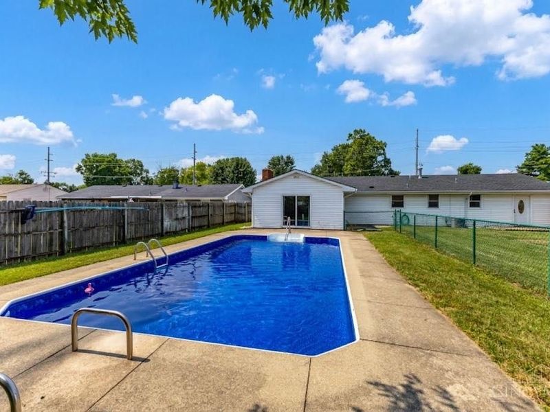 418 E Aberdeen Drive, Trenton, OH 45067 Photo 27