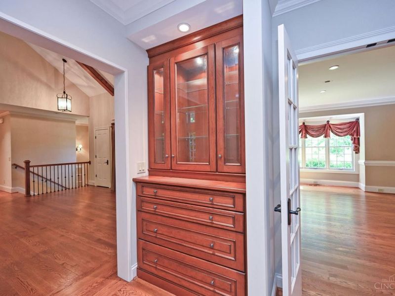 8100 Chinquapin Lane, Cincinnati, OH 45243 Photo 12
