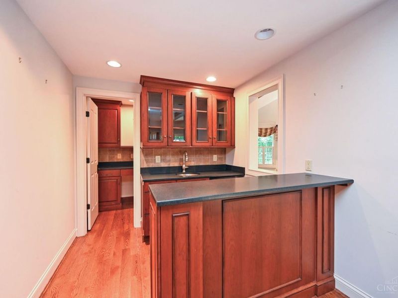 8100 Chinquapin Lane, Cincinnati, OH 45243 Photo 17
