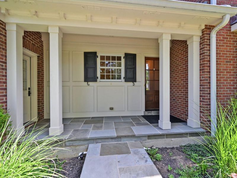 8100 Chinquapin Lane, Cincinnati, OH 45243 Photo 4