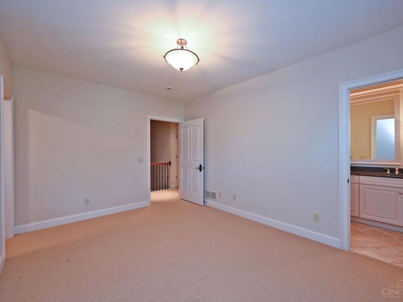 8100 Chinquapin Lane, Indian Hill, OH 45243 Photo 46