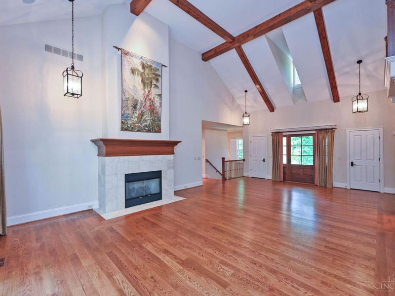 8100 Chinquapin Lane, Cincinnati, OH 45243 Photo 7