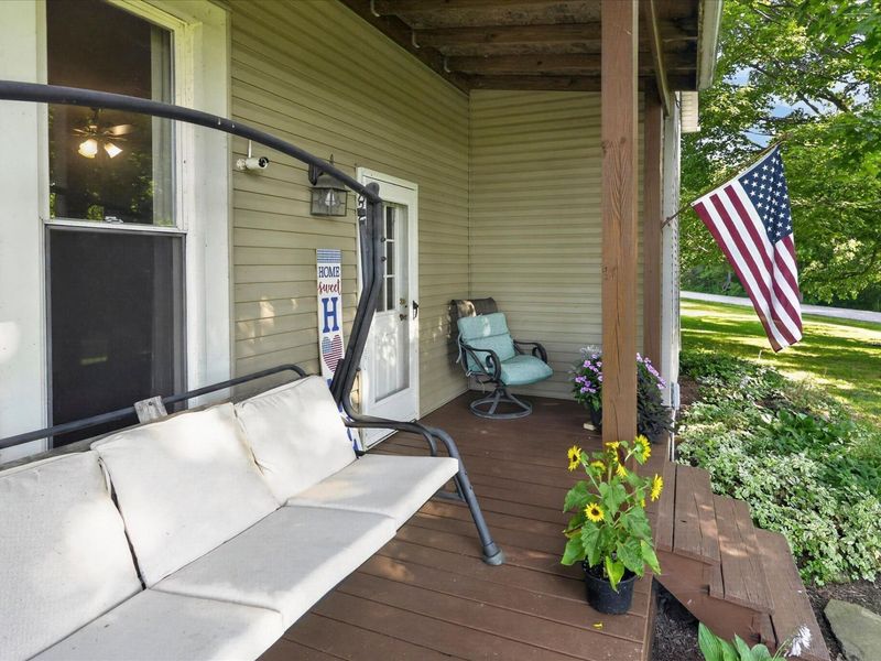 1788 Hidy Road NW, Jeffersonville, OH 43128 Photo 2