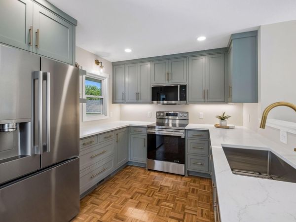 5919 Carlson Street, Shoreview, MN 55126