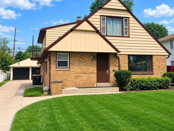 1537 S 96th STREET, Unit 1539, West Allis, WI 53214