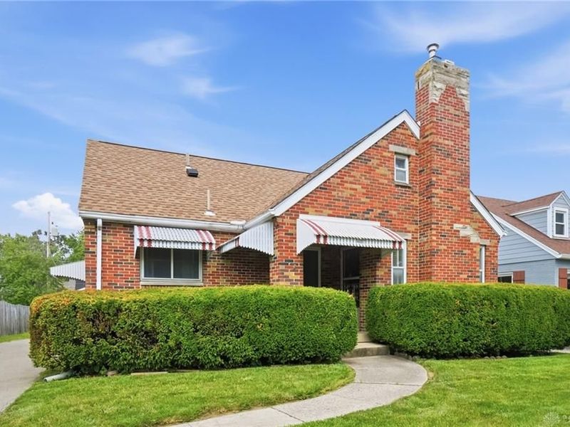 407 Wonderly Avenue, Oakwood, OH 45419 Photo 2