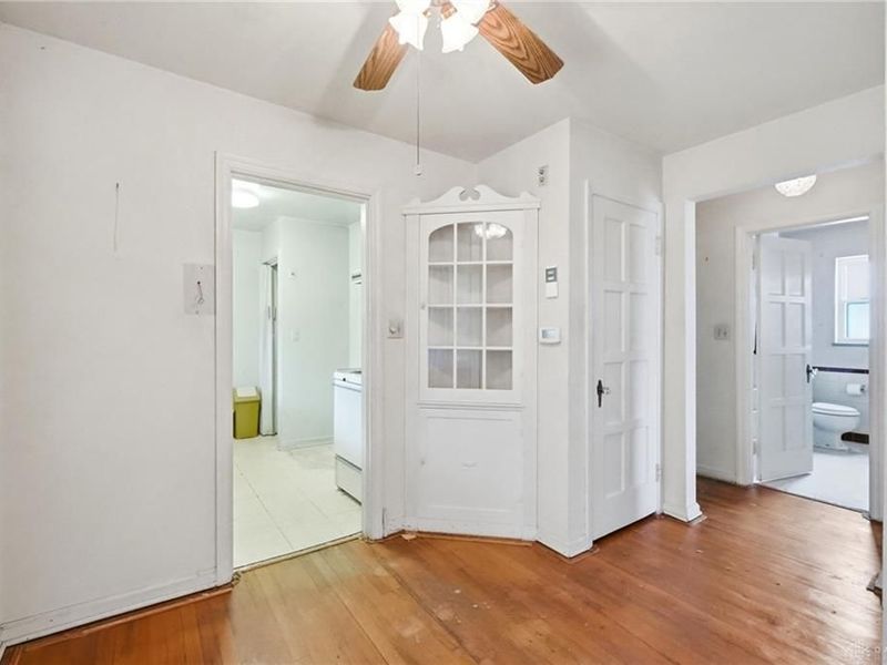407 Wonderly Avenue, Oakwood, OH 45419 Photo 9