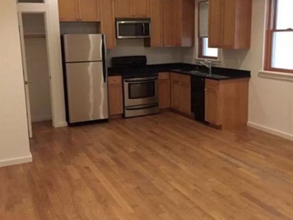 2 Beech Street, Unit 102, Cambridge, MA 02140