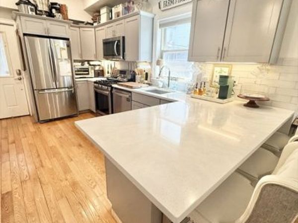 6 Beech St, Unit 2, Cambridge, MA 02140