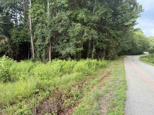 000 Dawson Road , Benton, AR 72019