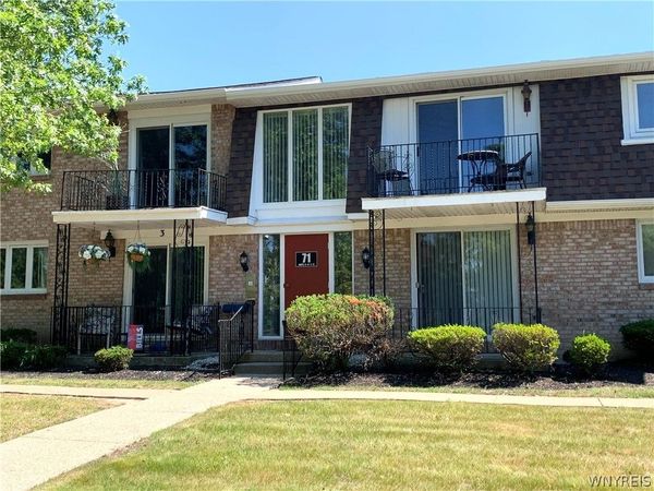 71 Georgian Lane #7 Lane , Williamsville, NY 14221