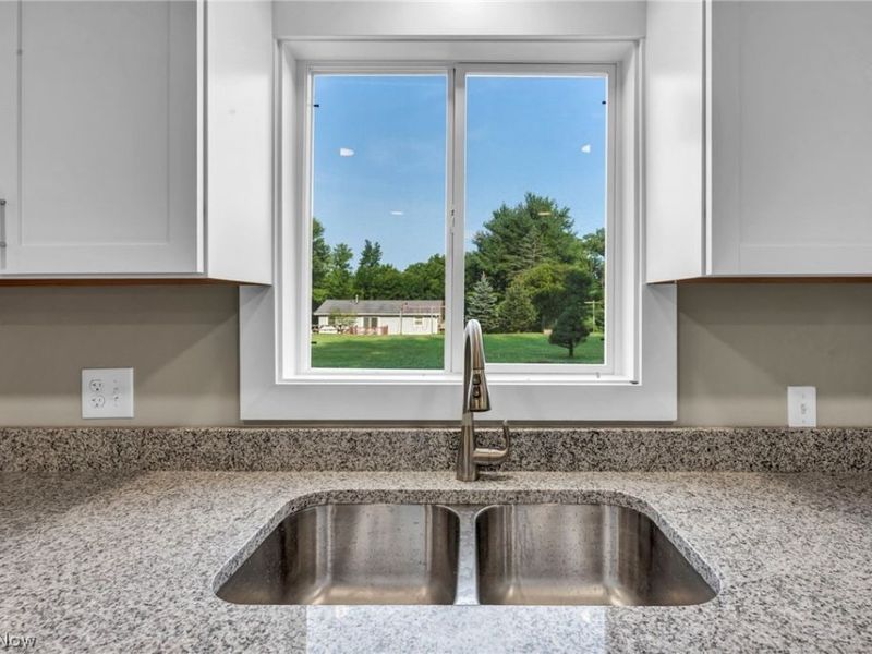 7655 Walnut Drive, Chippewa Lake, OH 44215 Photo 14
