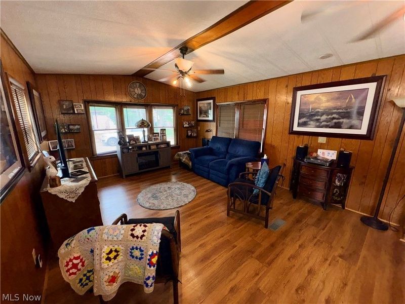 604 Sugar Pines Drive, Warren, OH 44481 Photo 11