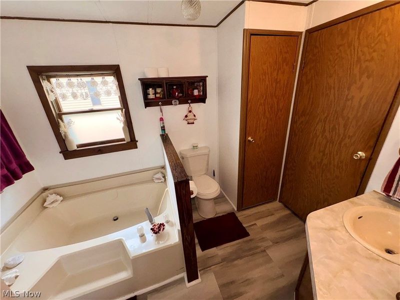 604 Sugar Pines Drive, Warren, OH 44481 Photo 17