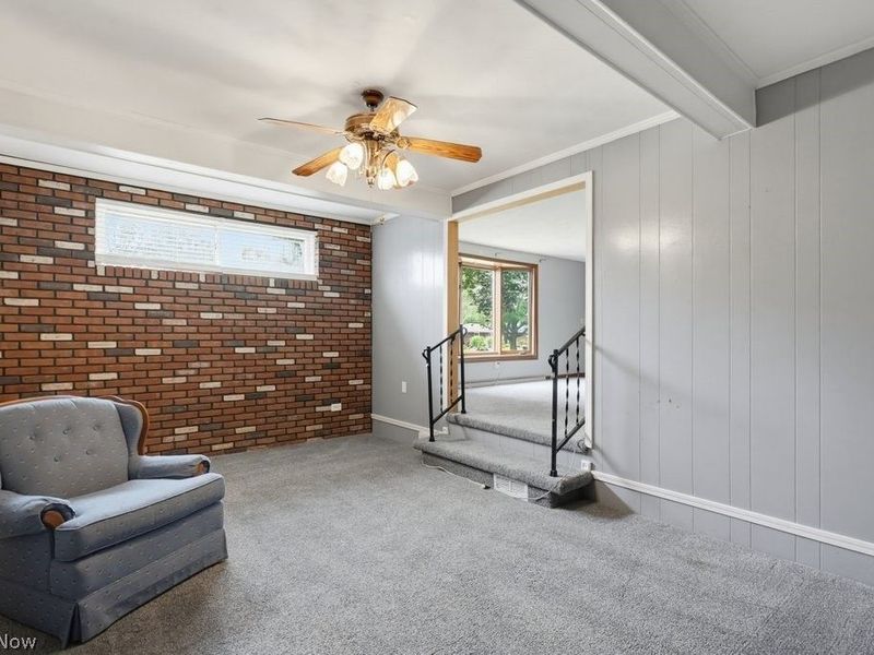 6069 Peach Street NE, Louisville, OH 44641 Photo 12