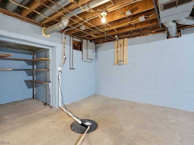 6069 Peach Street NE, Louisville, OH 44641 Photo 36