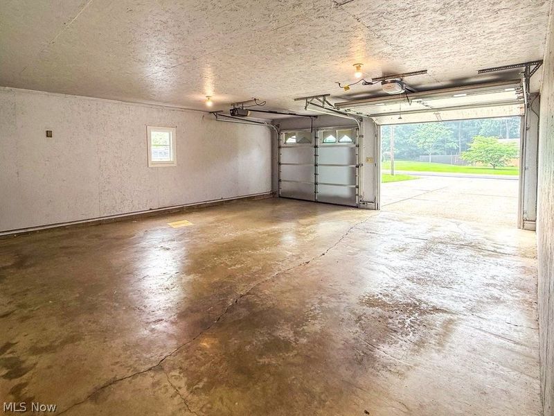 6069 Peach Street NE, Louisville, OH 44641 Photo 39