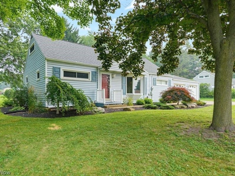 6069 Peach Street NE, Louisville, OH 44641 Photo 4