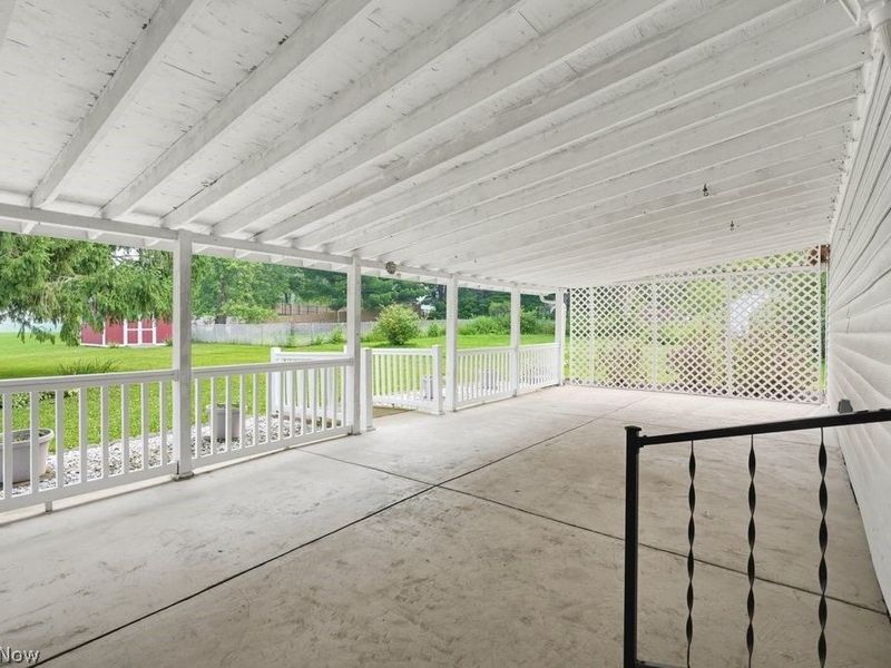 6069 Peach Street NE, Louisville, OH 44641 Photo 7