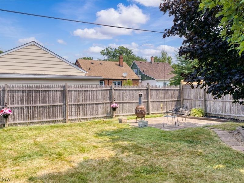 3326 Silverdale Avenue, Cleveland, OH 44109 Photo 5
