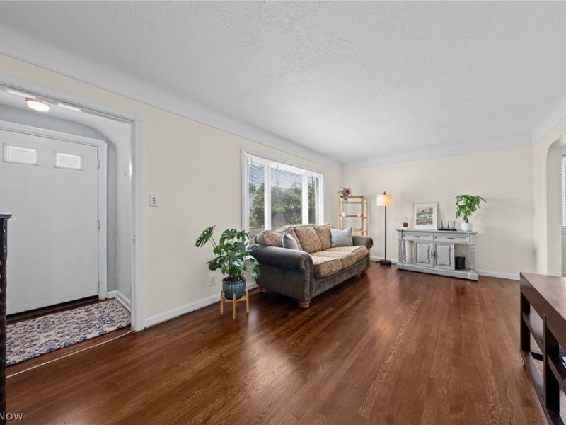 3326 Silverdale Avenue, Cleveland, OH 44109 Photo 6