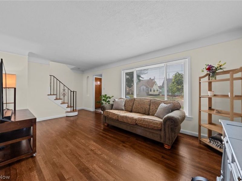 3326 Silverdale Avenue, Cleveland, OH 44109 Photo 8
