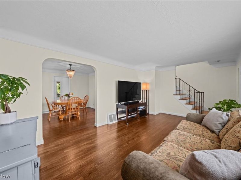 3326 Silverdale Avenue, Cleveland, OH 44109 Photo 9